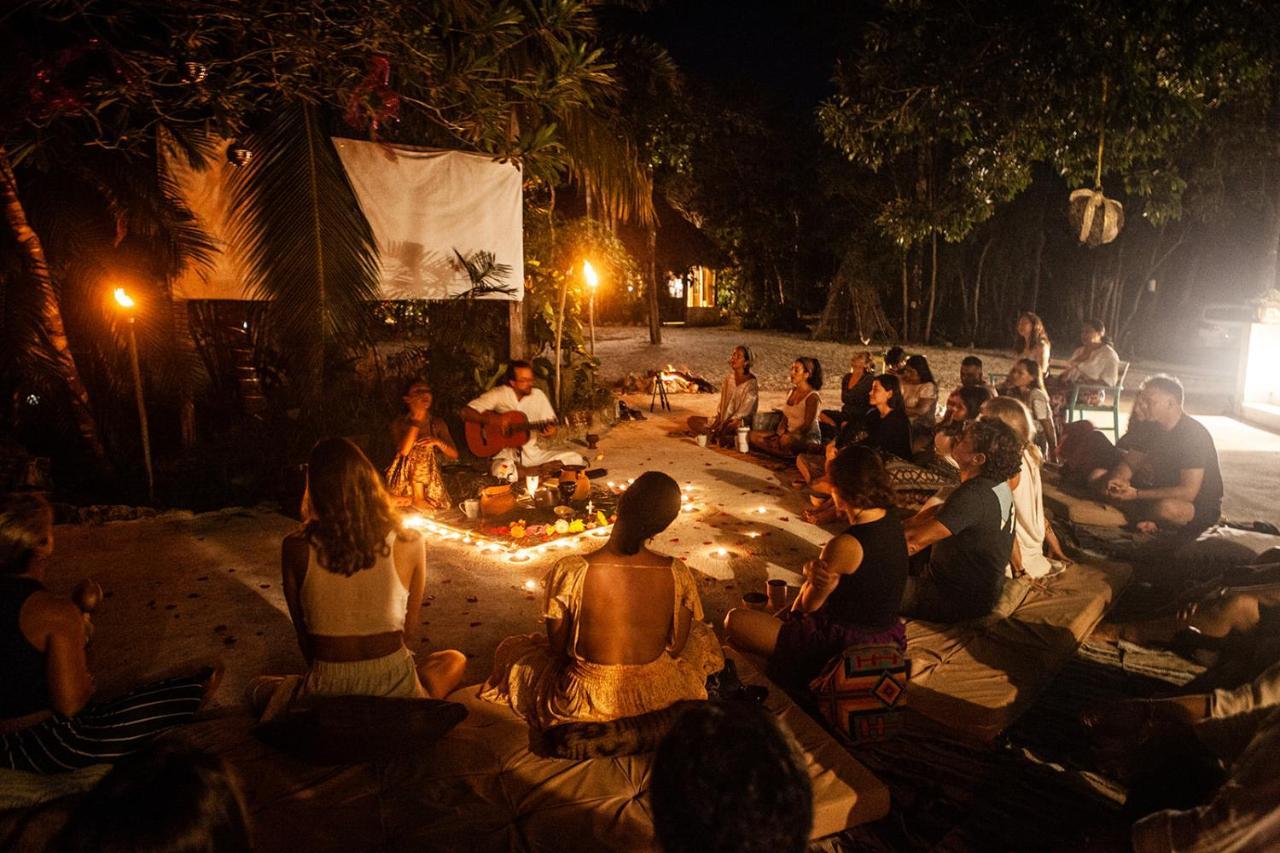La Posada Del Agua Y Fuego Chemuyil ภายนอก รูปภาพ